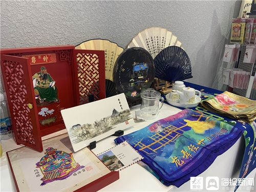 一把折扇畫泉城 濟南文創產品亮相首屆中國文旅博覽會，助力文化交流